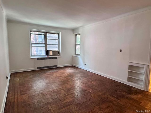 143-07 Sanford Avenue 3J, Flushing, NY 11355