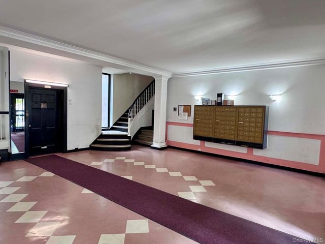 143-07 Sanford Avenue 3J, Flushing, NY 11355