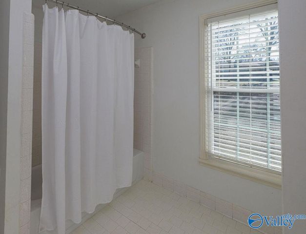 3103 SE Holly Hill Road SE, Huntsville, AL 35802