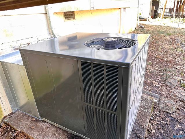 3103 SE Holly Hill Road SE, Huntsville, AL 35802