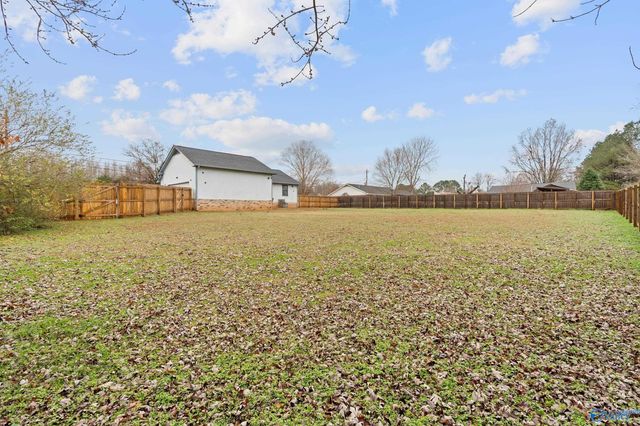 102 Mandy Drive, Hazel Green, AL 35750
