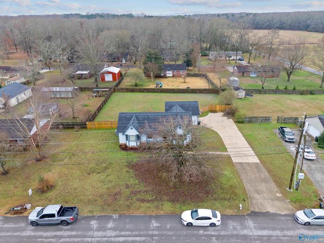 102 Mandy Drive, Hazel Green, AL 35750