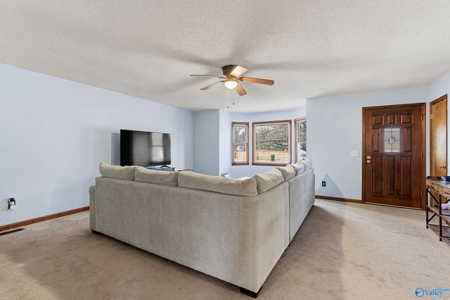 102 Mandy Drive, Hazel Green, AL 35750