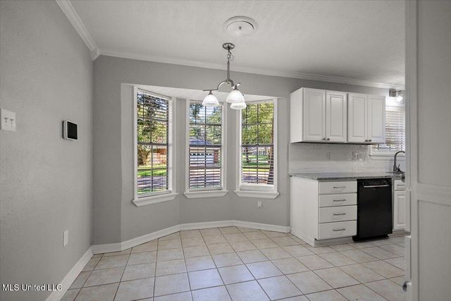 36 Pebble Hill Drive, Brandon, MS 39042