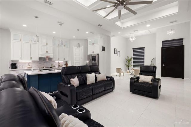 1301 Linda Street, Alton, TX 78573