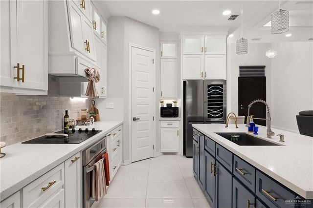 1301 Linda Street, Alton, TX 78573