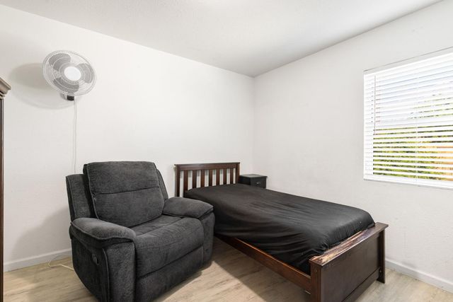 1421 Atherton St, Sacramento, CA 95822