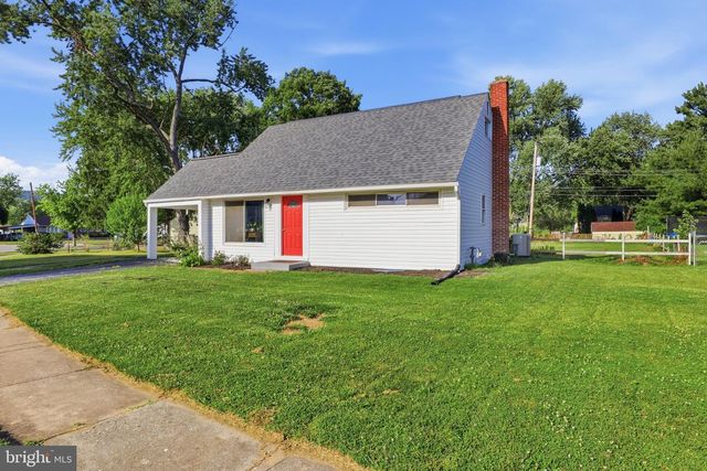 141 STONY BROOK DR, York, PA 17402