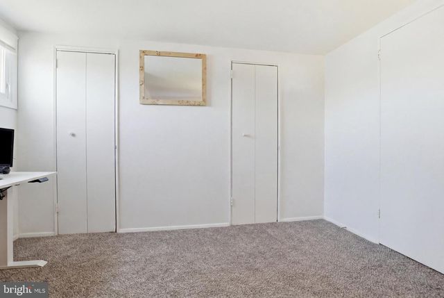 141 STONY BROOK DR, York, PA 17402
