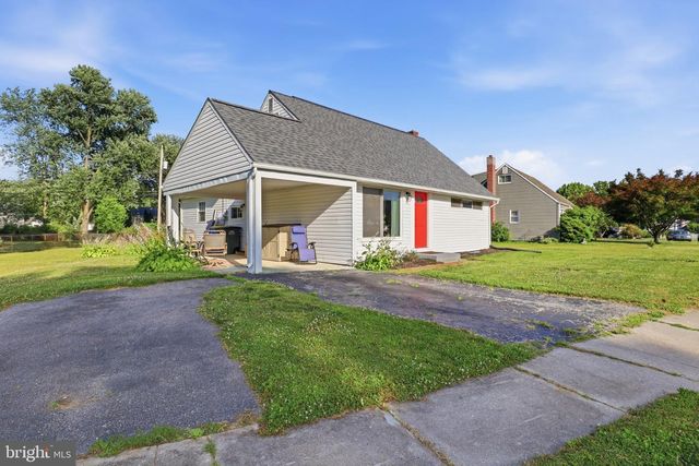 141 STONY BROOK DR, York, PA 17402