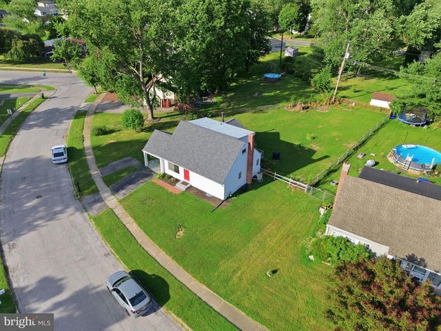 141 STONY BROOK DR, York, PA 17402