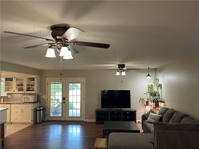5953 Walden Street, Lowell, AR 72745