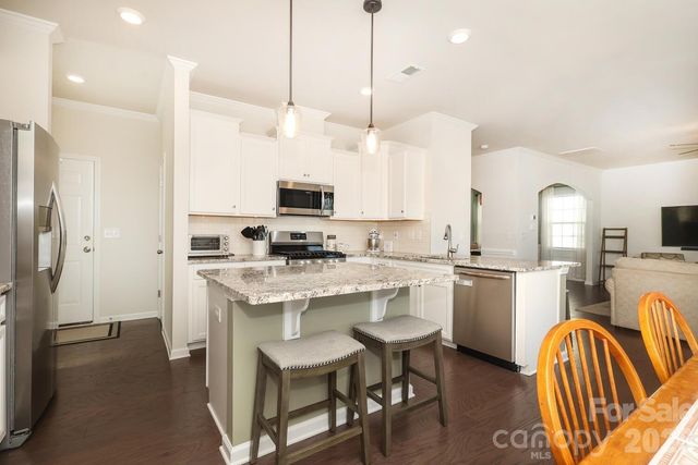 17417 Snug Harbor Drive, Charlotte, NC 28278