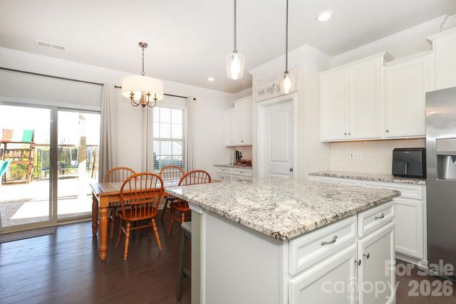 17417 Snug Harbor Drive, Charlotte, NC 28278