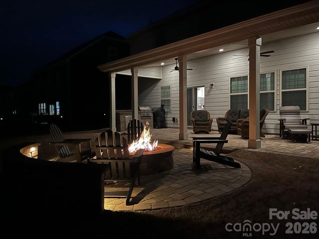 17417 Snug Harbor Drive, Charlotte, NC 28278