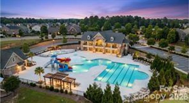 17417 Snug Harbor Drive, Charlotte, NC 28278