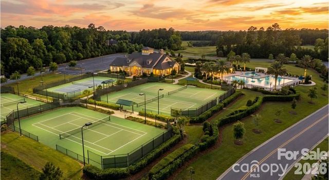 17417 Snug Harbor Drive, Charlotte, NC 28278