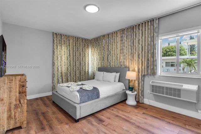 8100 Harding Ave 514, Miami Beach, FL 33141