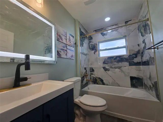 2618 NE 2 Avenue, Cape Coral, FL 33909