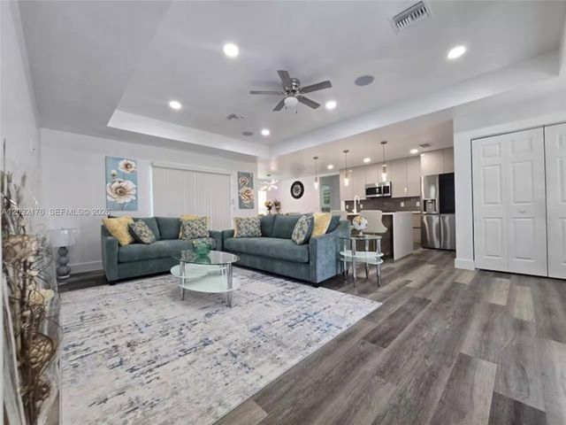 2618 NE 2 Avenue, Cape Coral, FL 33909