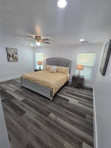 2618 NE 2 Avenue, Cape Coral, FL 33909