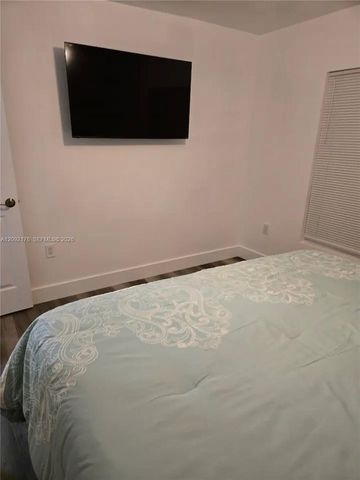 2618 NE 2 Avenue, Cape Coral, FL 33909