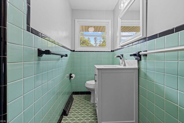 102 Irving ST, Franklin, VA 23851
