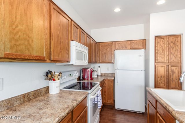 12122 W Dove Wing Way, Peoria, AZ 85383