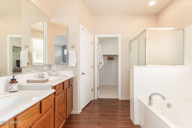 12122 W Dove Wing Way, Peoria, AZ 85383