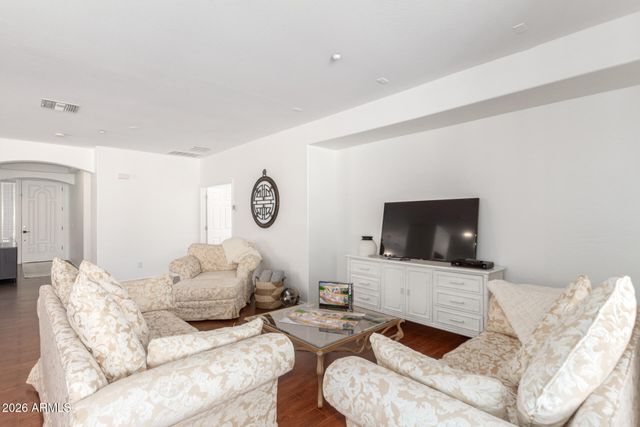 12122 W Dove Wing Way, Peoria, AZ 85383