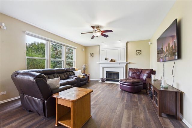 18804 W Chatham Way, Lake Villa, IL 60046