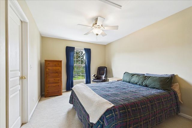 18804 W Chatham Way, Lake Villa, IL 60046