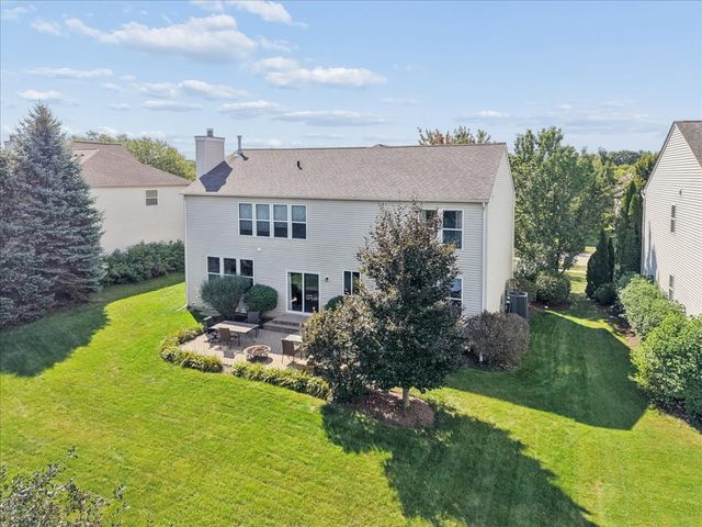 18804 W Chatham Way, Lake Villa, IL 60046