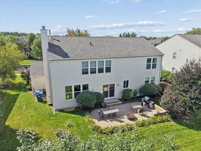 18804 W Chatham Way, Lake Villa, IL 60046
