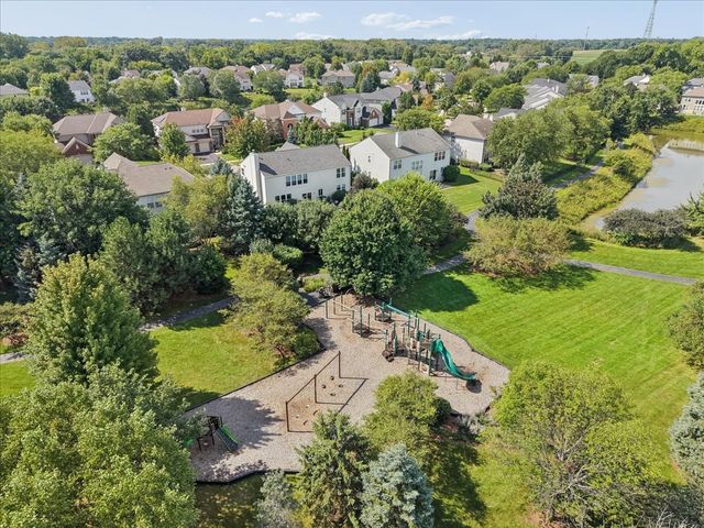 18804 W Chatham Way, Lake Villa, IL 60046