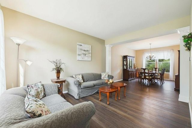 18804 W Chatham Way, Lake Villa, IL 60046