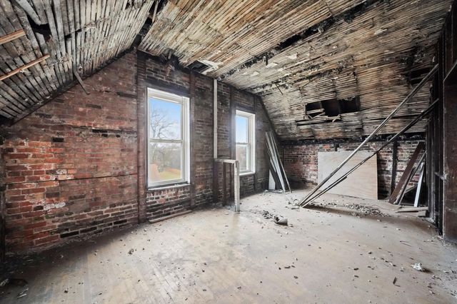 5930 S King Drive, Chicago, IL 60637