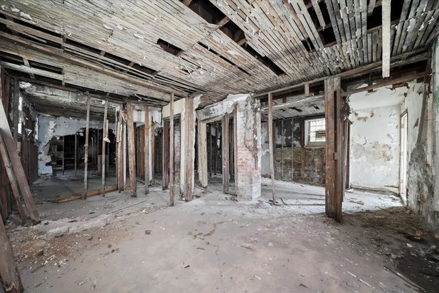 5930 S King Drive, Chicago, IL 60637