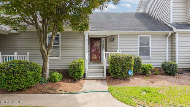125 Willow Oaks Court, Rocky Mount, NC 27804