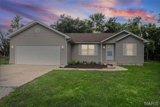 113 Clover Street, Moro, IL 62067