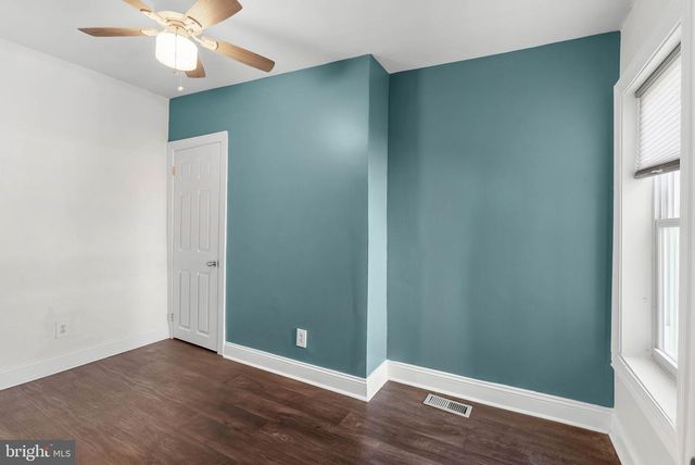 2431 W SEYBERT ST, Philadelphia, PA 19121