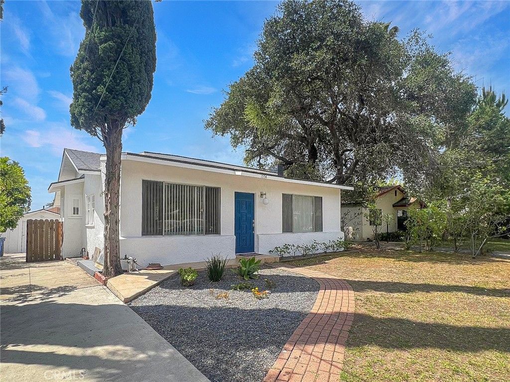 1554 E Woodbury, Pasadena, CA 91104
