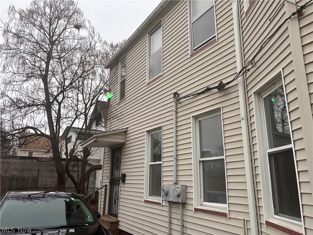 1214 E 74th Street, Cleveland, OH 44103