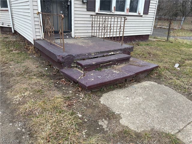 1214 E 74th Street, Cleveland, OH 44103