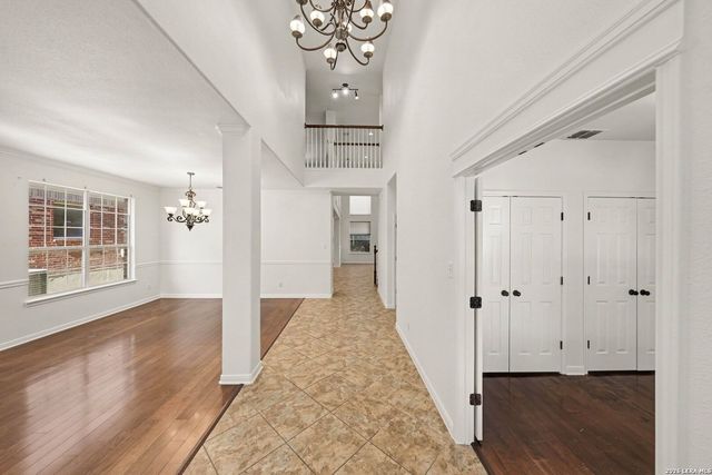 623 Midway Crst, San Antonio, TX 78258