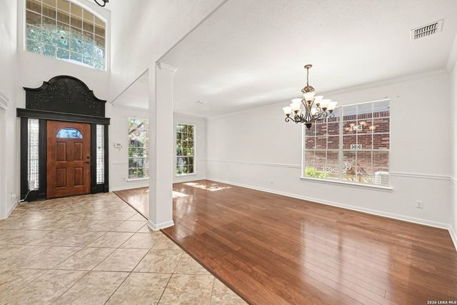 623 Midway Crst, San Antonio, TX 78258