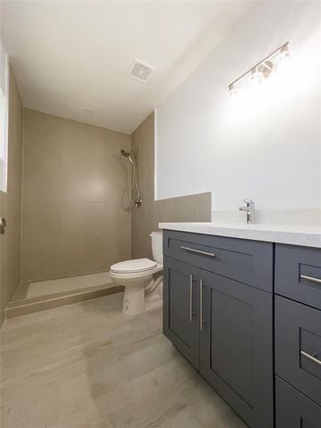 833 SW 7th Street, Pompano Beach, FL 33060