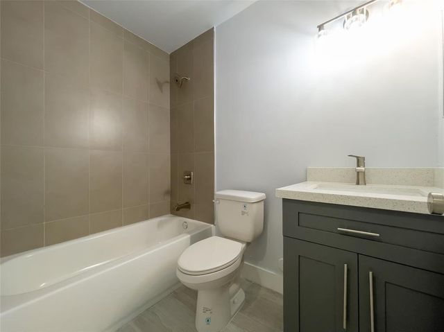 833 SW 7th Street, Pompano Beach, FL 33060