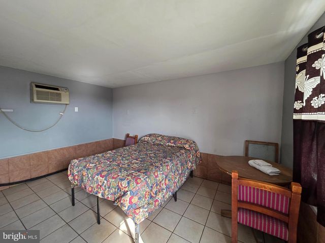 7070 BLACK HORSE PIKE, Pleasantville, NJ 08232