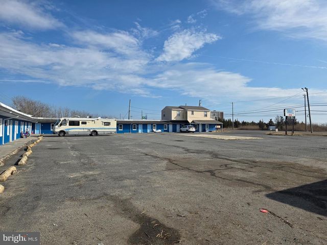 7070 BLACK HORSE PIKE, Pleasantville, NJ 08232